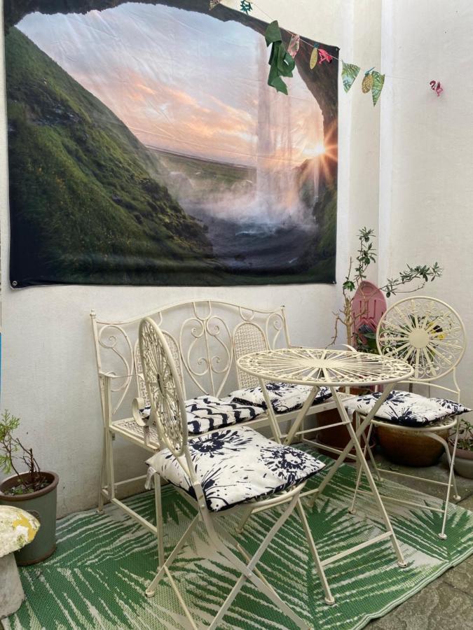 Little Brighton Beach Apartments - Also Separate Spa Cabin And Watersports Extérieur photo