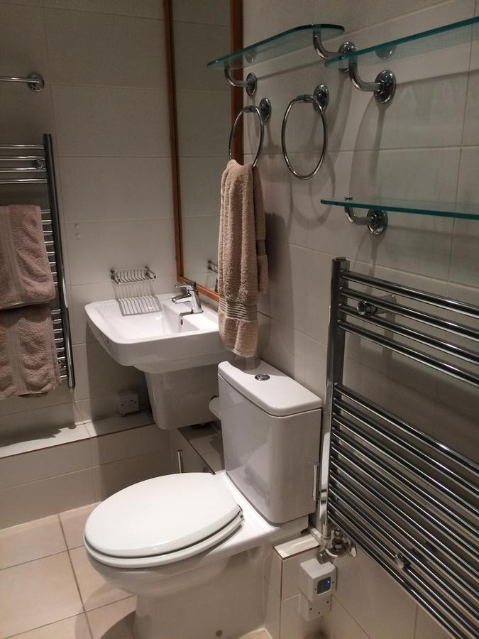 Little Brighton Beach Apartments - Also Separate Spa Cabin And Watersports Extérieur photo