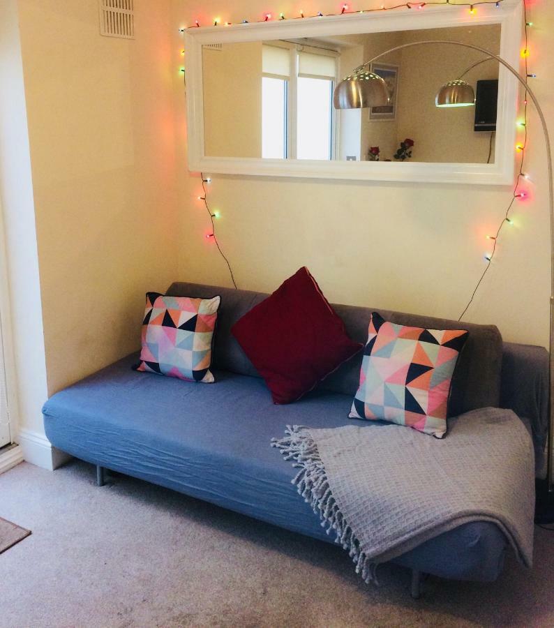 Little Brighton Beach Apartments - Also Separate Spa Cabin And Watersports Extérieur photo