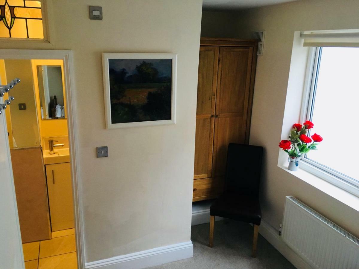 Little Brighton Beach Apartments - Also Separate Spa Cabin And Watersports Extérieur photo